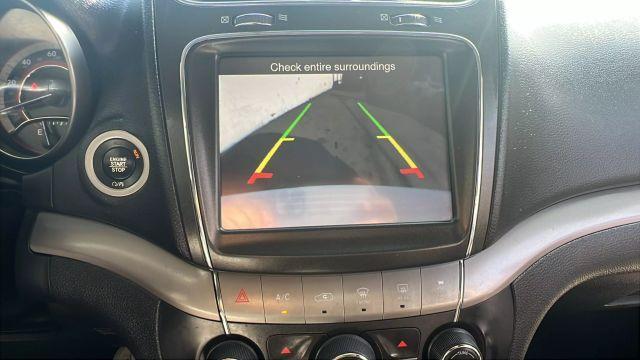 Photo of 2018 White Dodge Journey
