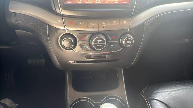 Photo of 2018 White Dodge Journey