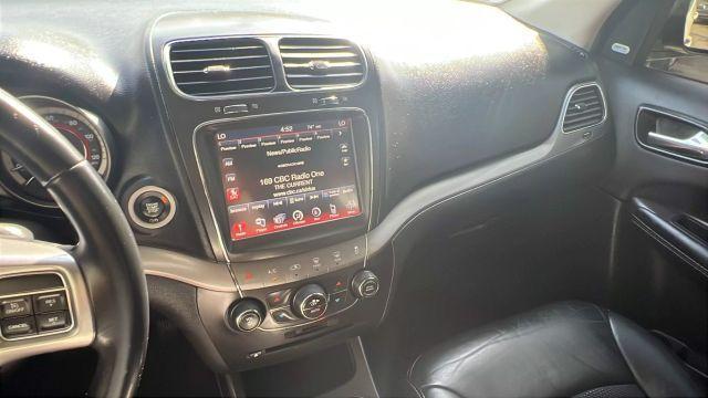 Photo of 2018 White Dodge Journey