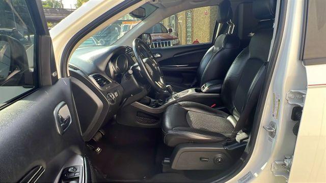 Photo of 2018 White Dodge Journey