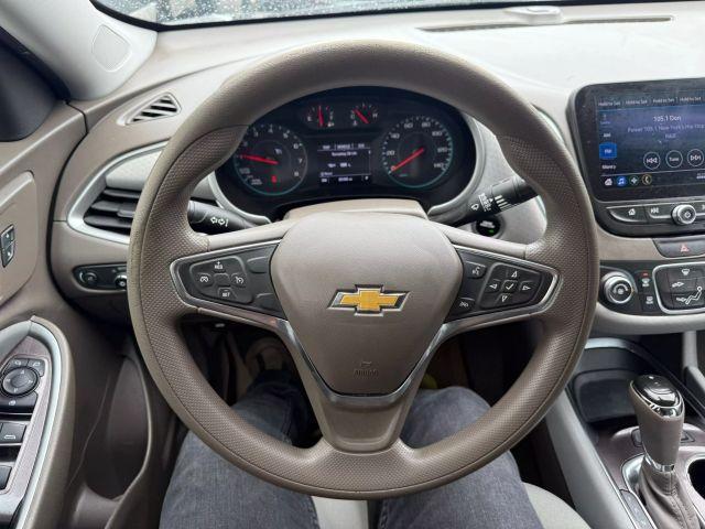 Photo of 2019 Gray Chevrolet Malibu