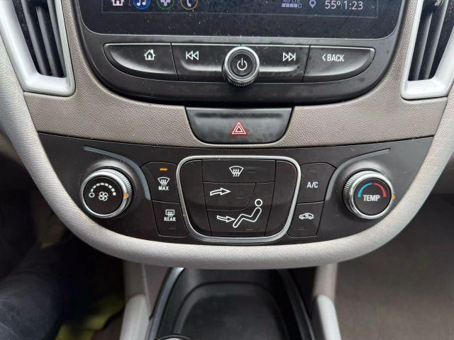 Photo of 2019 Gray Chevrolet Malibu