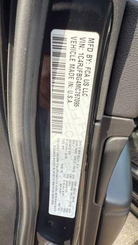 Photo of 2021 Black Jeep Grand Cherokee