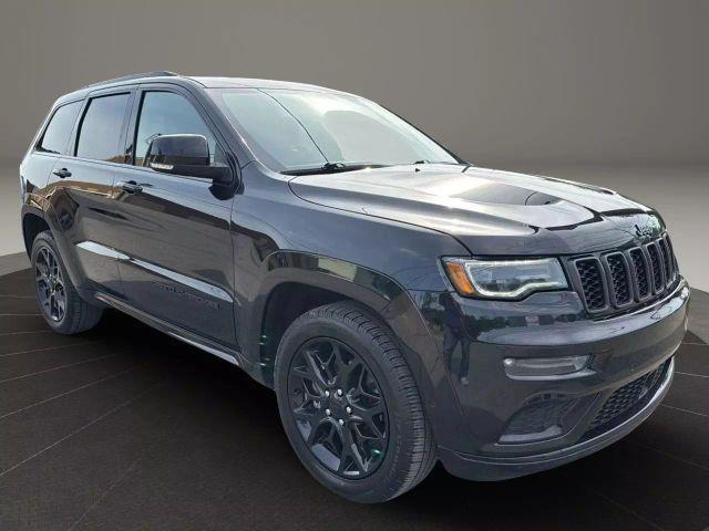 Photo of 2021 Black Jeep Grand Cherokee