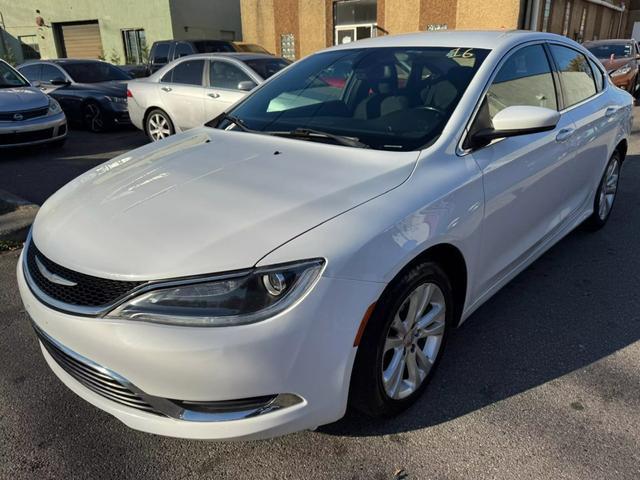 2016 Chrysler 200