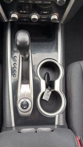 Photo of 2017 Silver Nissan Pathfinder