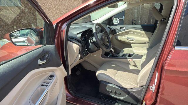 Photo of 2018 Red Ford Escape