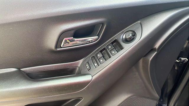 Photo of 2021 Blue Chevrolet Trax