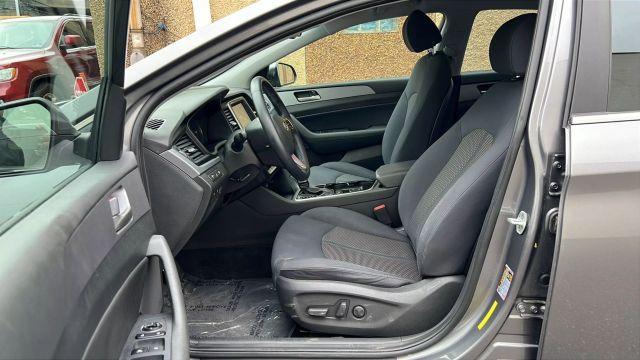 Photo of 2018 Machine Gray Hyundai SONATA