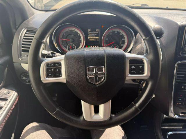 Photo of 2017 Black Dodge Grand Caravan