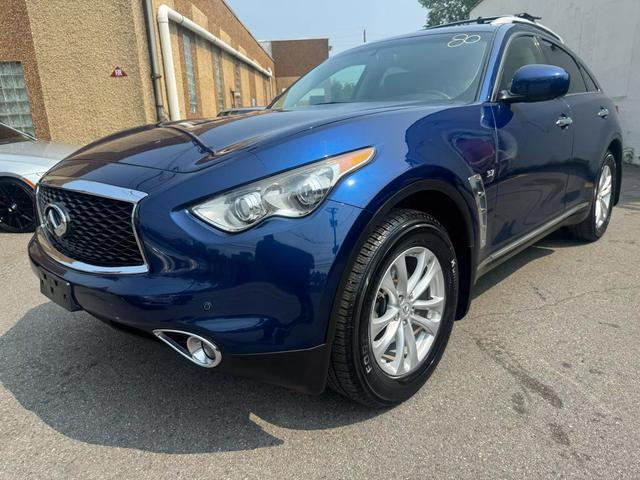 2017 Infiniti QX70