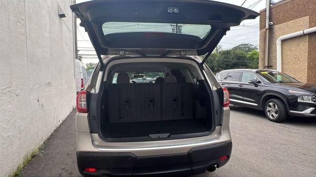 Photo of 2019 Tungsten Metallic Subaru Ascent