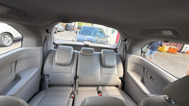 Photo of 2013 Silver Honda Odyssey