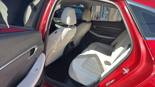 Photo of 2023 Red Hyundai SONATA