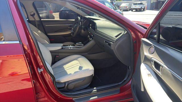 Photo of 2023 Red Hyundai SONATA