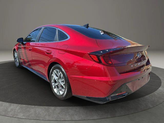 Photo of 2023 Red Hyundai SONATA