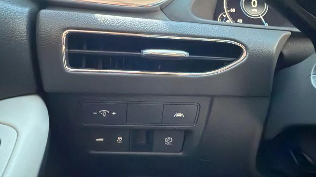 Photo of 2023 Red Hyundai SONATA
