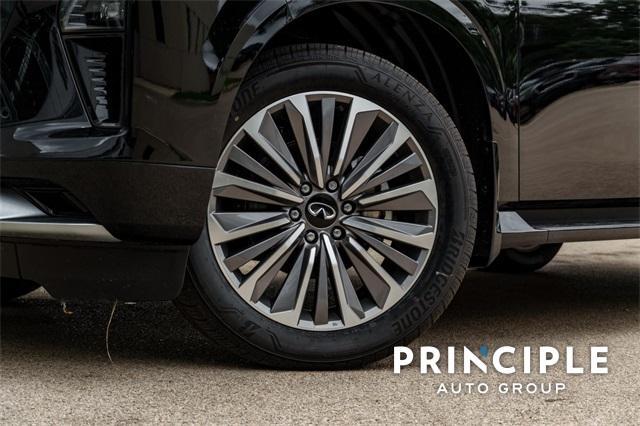 Photo of 2025 Black Obsidian INFINITI QX80