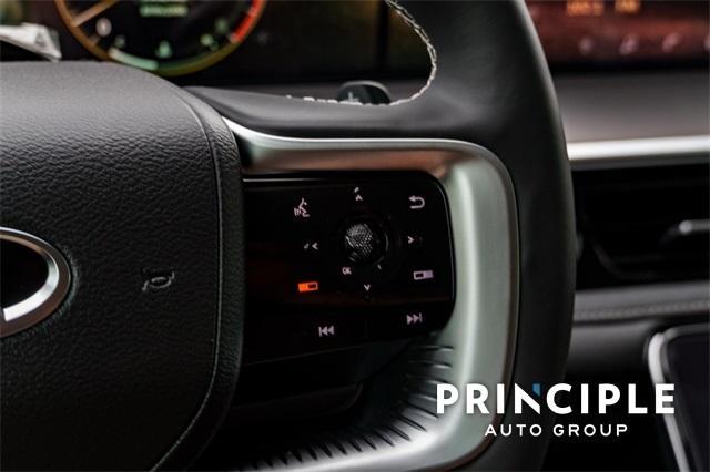 Photo of 2025 Black Obsidian INFINITI QX80