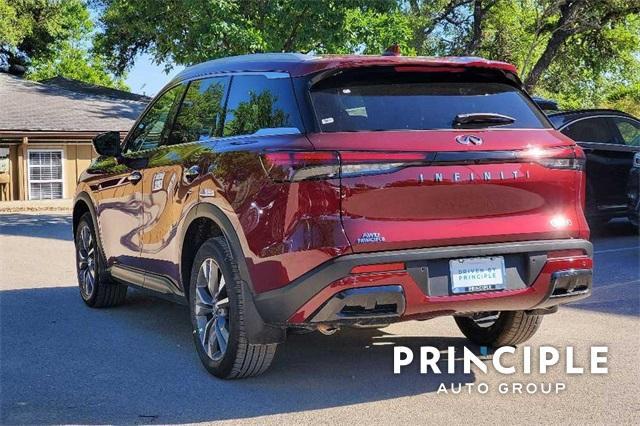 Photo of 2025 Deep Bordeaux INFINITI QX60