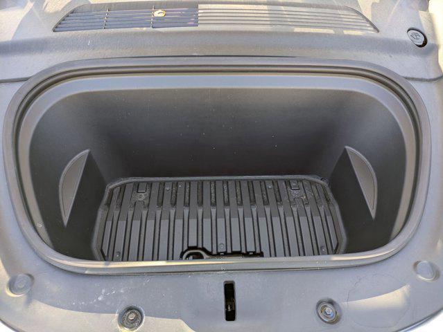 Photo of 2021 Pearl White Multi-Coat Tesla Model Y