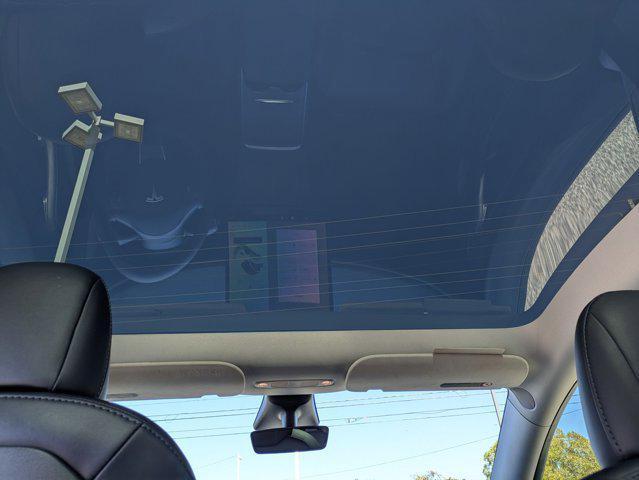 Photo of 2021 Pearl White Multi-Coat Tesla Model Y
