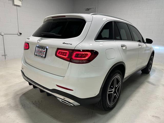 Photo of 2022 Polar White Mercedes-Benz GLC 300