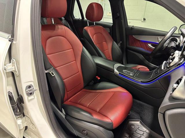 Photo of 2022 Polar White Mercedes-Benz GLC 300