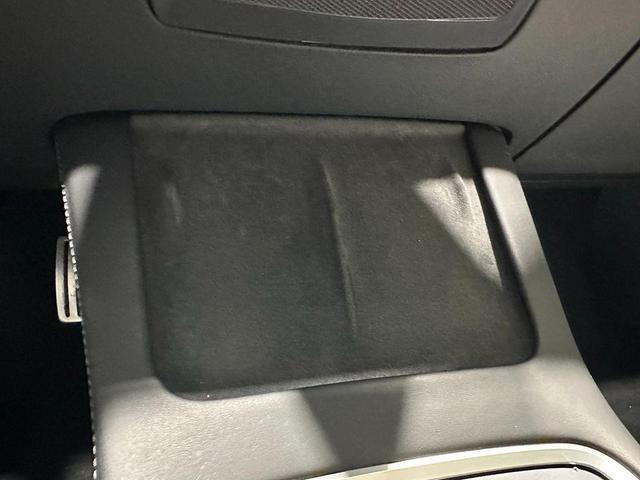 Photo of 2022 Solid Black Tesla Model 3