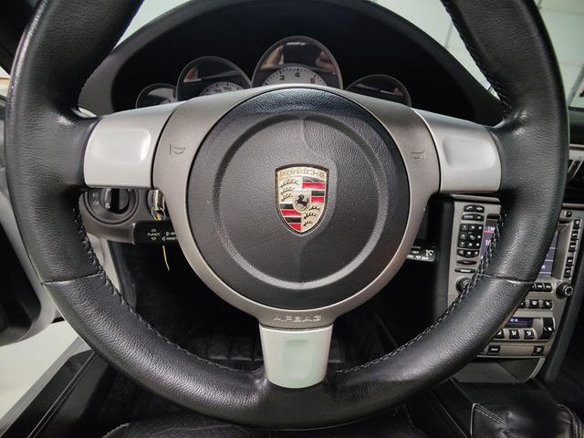 Photo of 2008 Arctic Silver Metallic Porsche 911