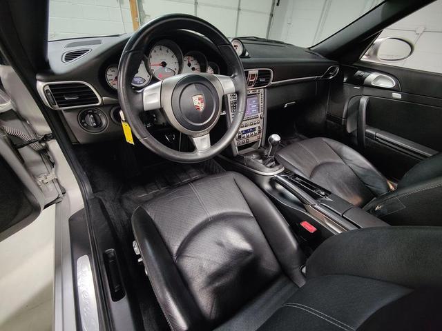 Photo of 2008 Arctic Silver Metallic Porsche 911