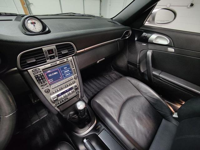 Photo of 2008 Arctic Silver Metallic Porsche 911