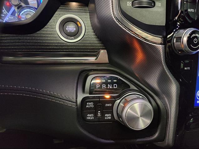 Photo of 2019 Diamond Black Crystal Pearlcoat RAM 1500