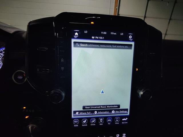 Photo of 2019 Diamond Black Crystal Pearlcoat RAM 1500