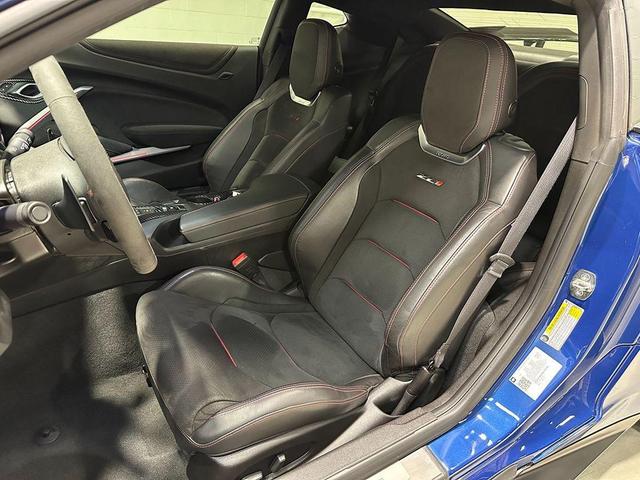 Photo of 2022 Riverside Blue Metallic Chevrolet Camaro