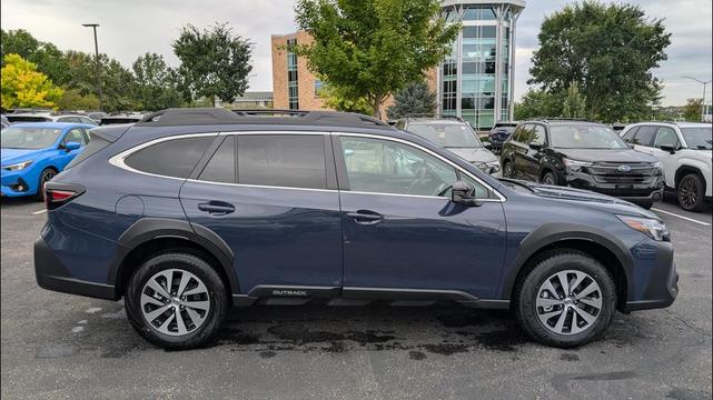 Photo of 2025 Cosmic Blue Pearl Subaru Outback