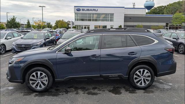 Photo of 2025 Cosmic Blue Pearl Subaru Outback