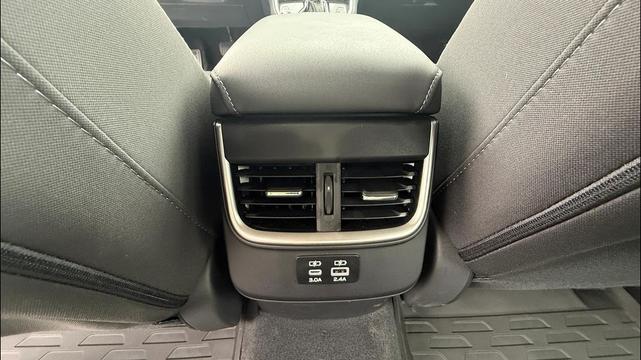 Photo of 2025 Magnetite Gray Subaru Legacy