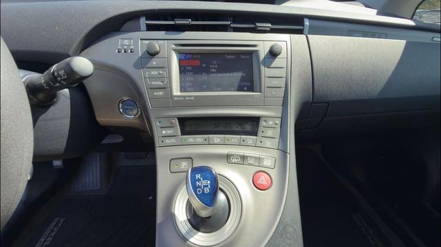 Photo of 2013 Winter Gray Toyota Prius Plug-in