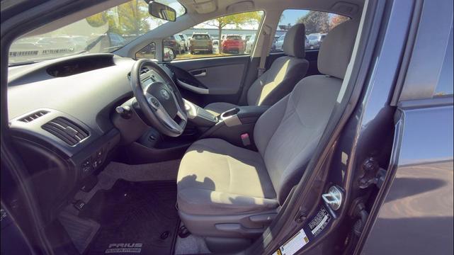 Photo of 2013 Winter Gray Toyota Prius Plug-in