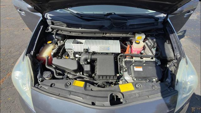 Photo of 2013 Winter Gray Toyota Prius Plug-in