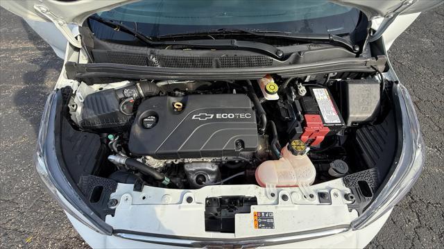 Photo of 2019 Summit White Chevrolet Spark