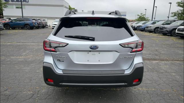 Photo of 2025 Ice Silver Subaru Outback