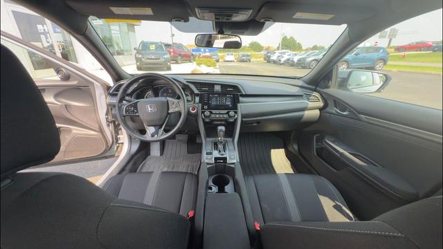 Photo of 2020 Gray Honda Civic