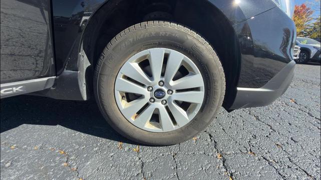Photo of 2017 Crystal Black Silica Subaru Outback
