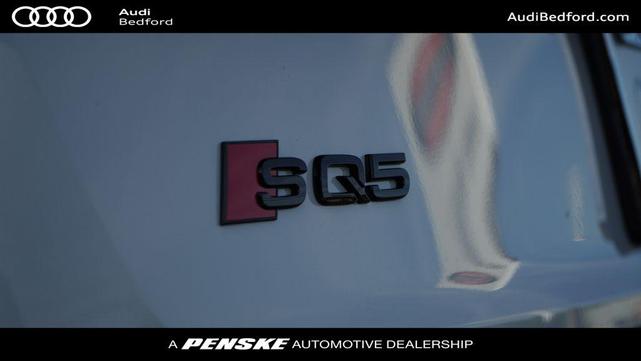 Photo of 2024 Glacier White Metallic Audi SQ5