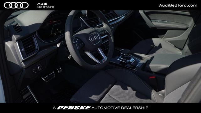 Photo of 2024 Glacier White Metallic Audi SQ5