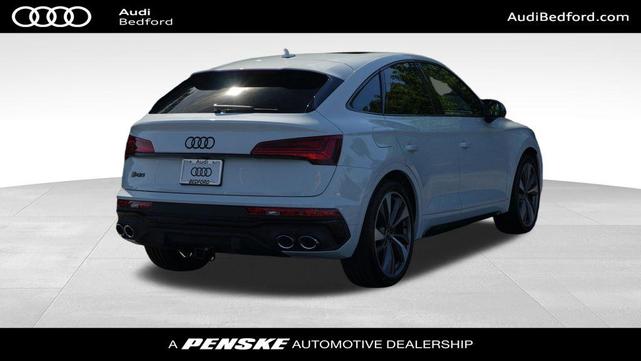 Photo of 2024 Glacier White Metallic Audi SQ5