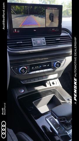 Photo of 2024 Glacier White Metallic Audi SQ5