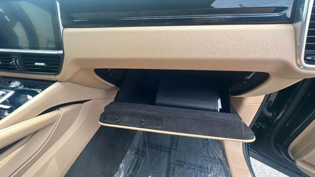 Photo of 2019 Black Porsche Cayenne
